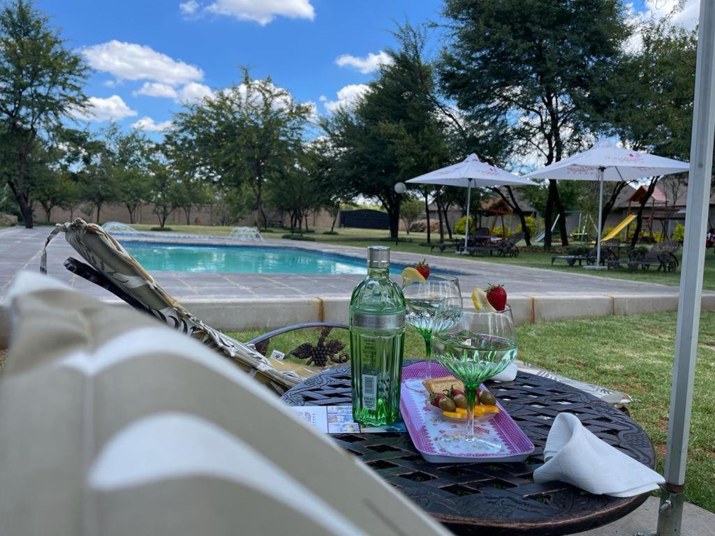 Phokeng チベリー ベッド アンド ブレックファースト Bed & Breakfast エクステリア 写真