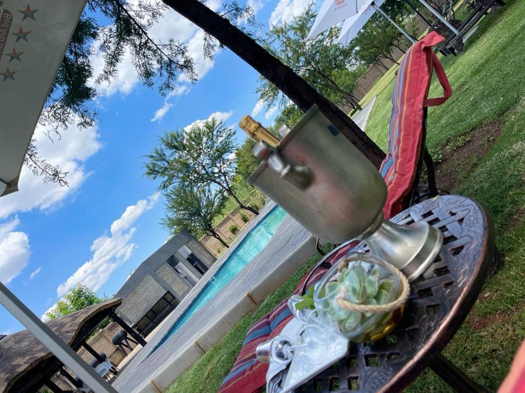 Phokeng チベリー ベッド アンド ブレックファースト Bed & Breakfast エクステリア 写真